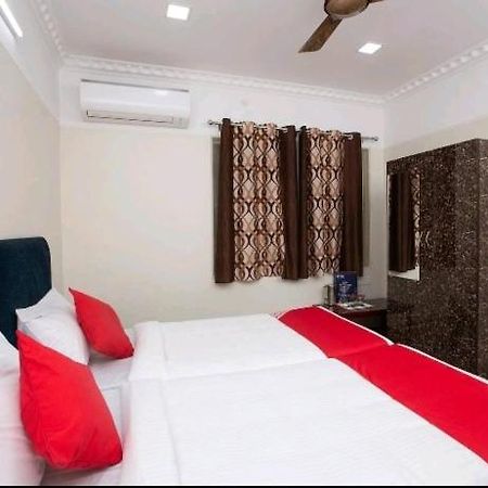Jr Residency Hotell Chennai Exteriör bild